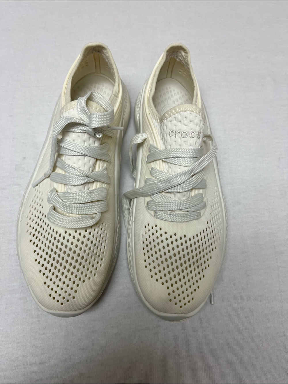 Crocs Literide 360 Pacer Athletic Sneakers Women's Ivory Lace-Up Low Top - 7.5